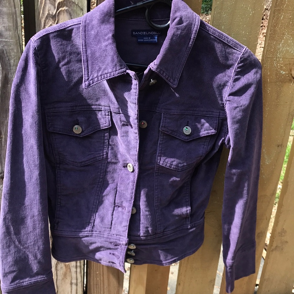 Gorgeous Denim Jacket!!